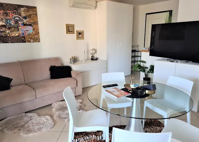 Apartment Almare 38 *